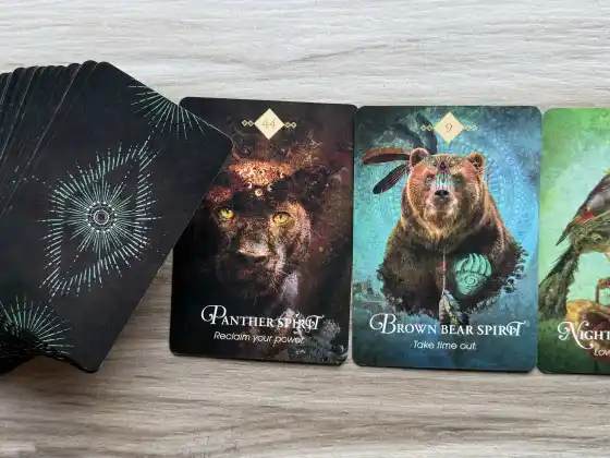 Membaca Tarot + Oracle (Rincian Langsung Ramalan Bulan Depan dan Tanya Jawab)